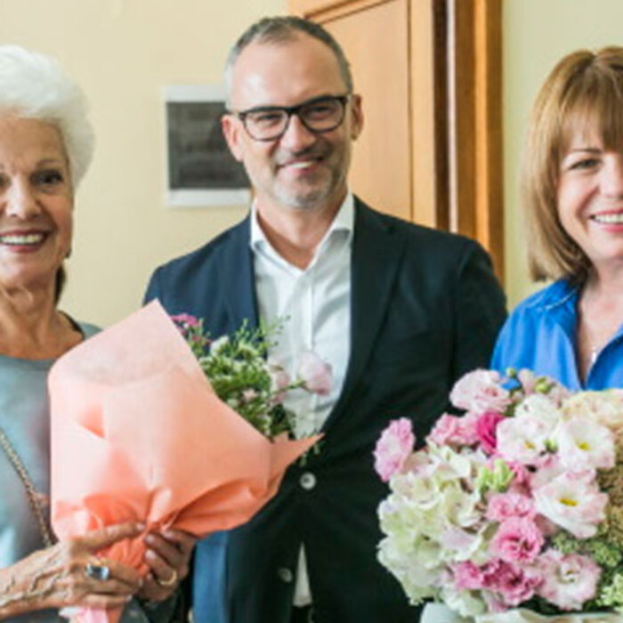 raina-tekev-fandakova-sofia-bg_700x700_crop_478b24840a