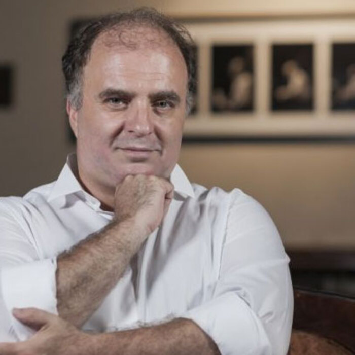 naiden-todorov-radoslav-bejev-rudi_700x700_crop_478b24840a