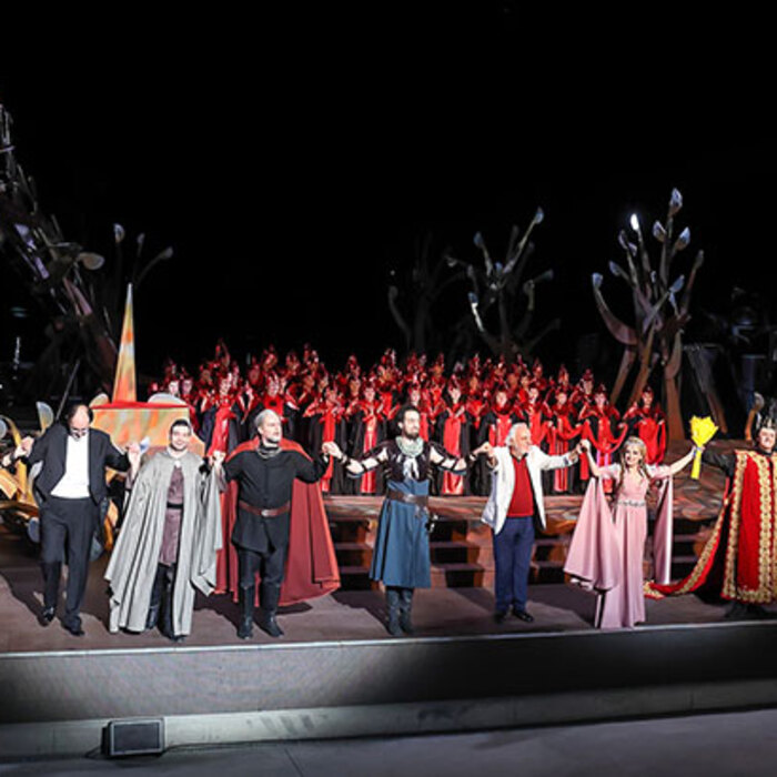 1-svetoslav-nikolov-chapi_700x700_crop_478b24840a