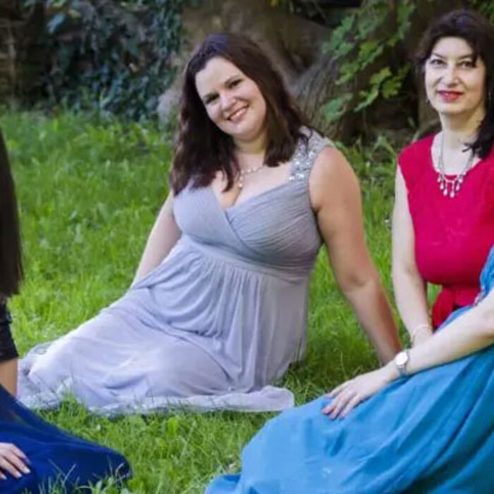 flejtistki_700x700_crop_478b24840a