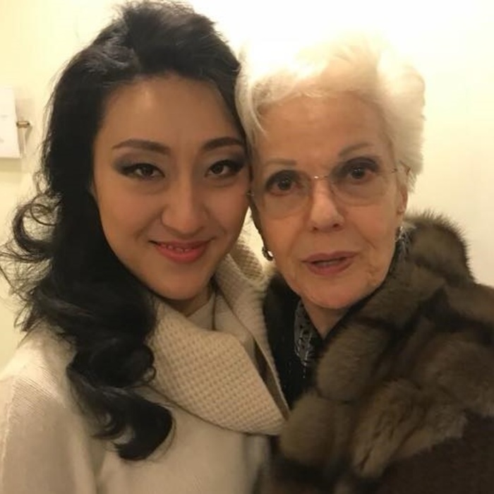 5_700x700_crop_478b24840a