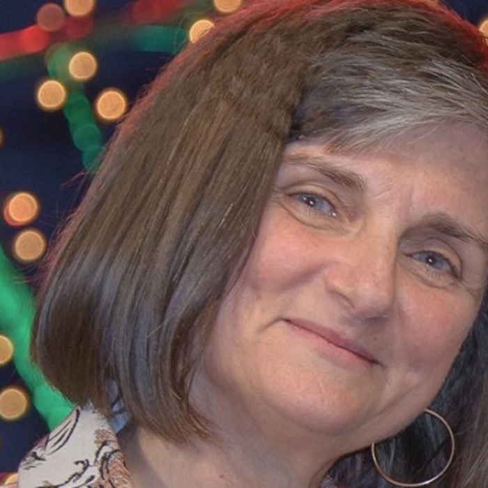 goralova_700x700_crop_478b24840a