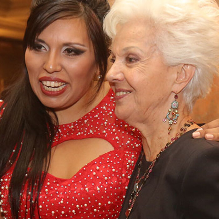 raina_700x700_crop_478b24840a