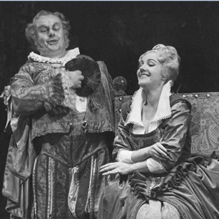 2_700x700_crop_478b24840a