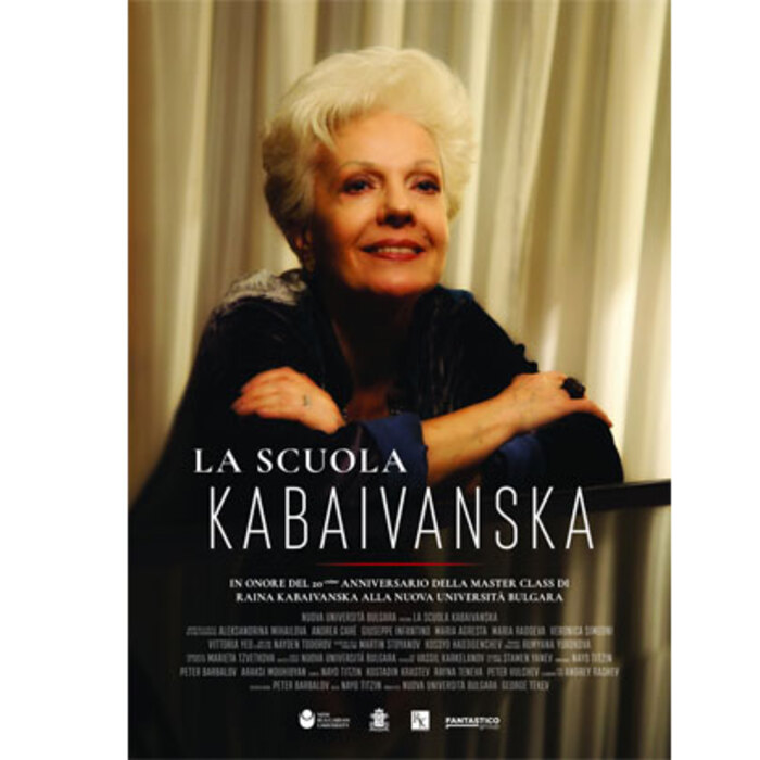 raina-1_700x700_crop_478b24840a