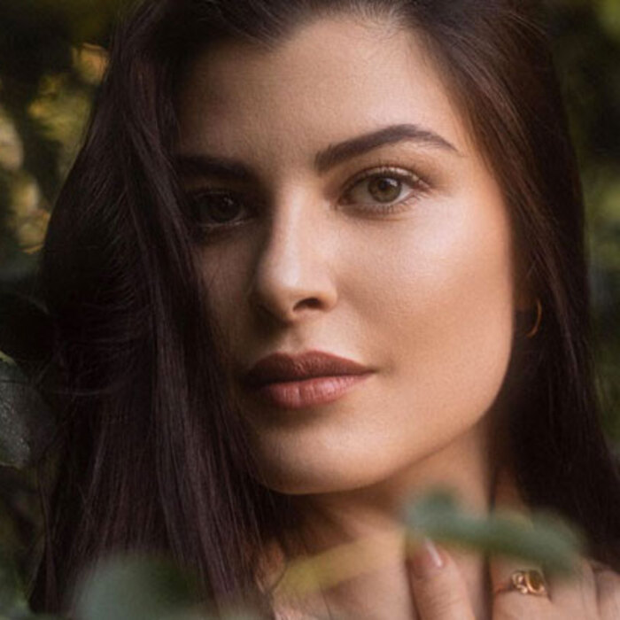 v-pesnite_700x700_crop_478b24840a