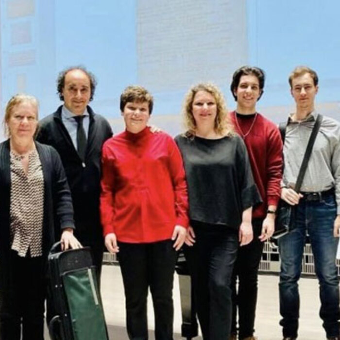 viktor-vasilev_700x700_crop_478b24840a