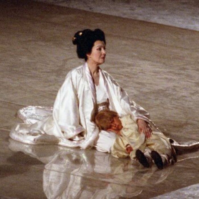 rainaa_700x700_crop_478b24840a