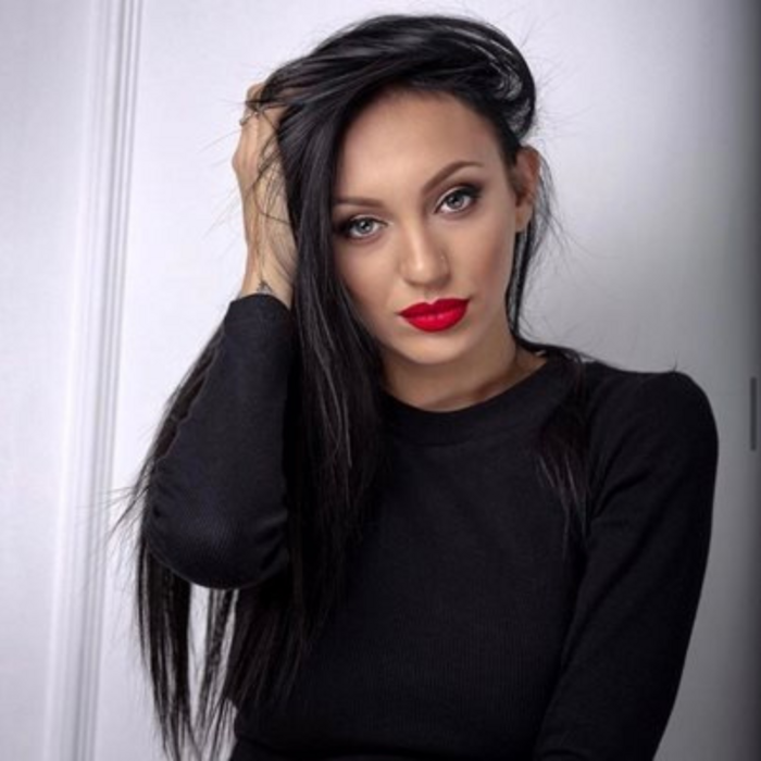 kristina_700x700_crop_478b24840a