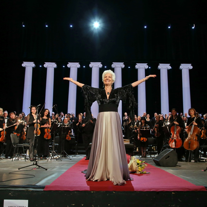 viktor-viktorov_700x700_crop_478b24840a