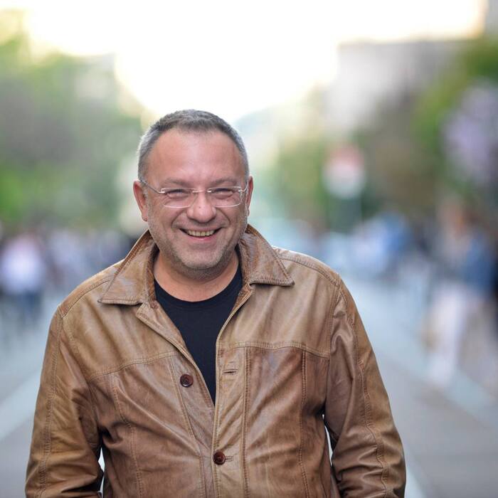 angel-zaberski-rousse-info_700x700_crop_478b24840a