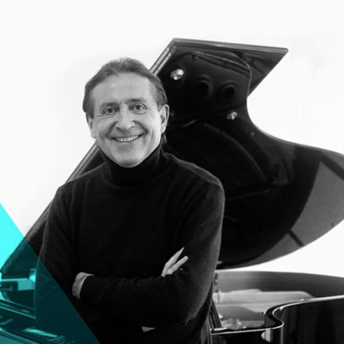 liudmil-angelov-11-maistorski-klas-nbu_700x700_crop_478b24840a