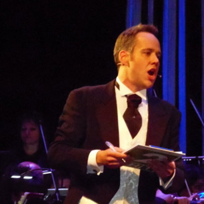 mark-faular-bnr_700x700_crop_478b24840a