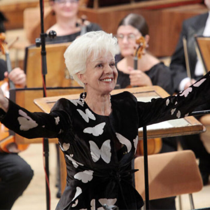 raina-kabaivanska-viktor-viktorov-3_700x700_crop_478b24840a