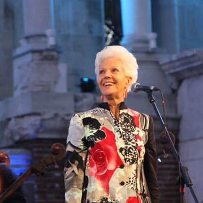 raina-kabaivanska-viktor-viktorov_700x700_crop_478b24840a