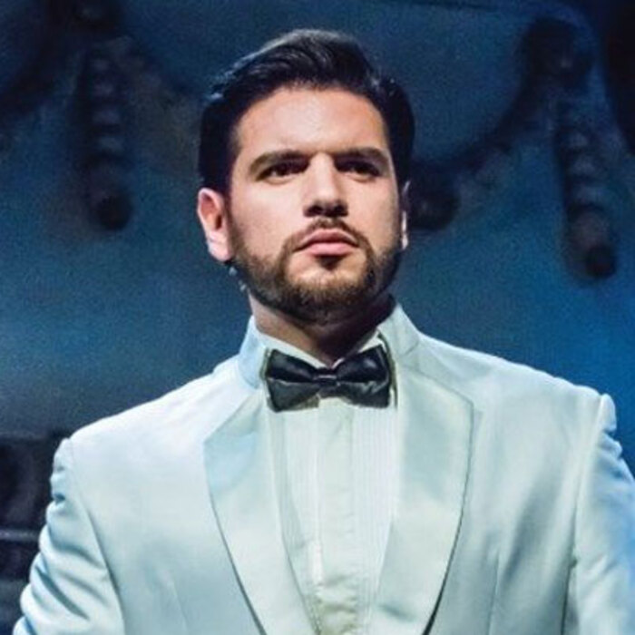 raina-reinaldo-droz-ivan-alexander-kiutev-2_700x700_crop_478b24840a