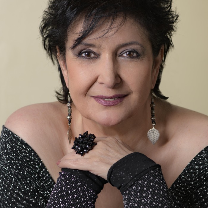 super-vicky-foto-2019_700x700_crop_478b24840a