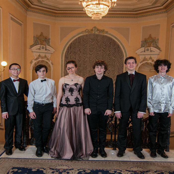 horovits-1_700x700_crop_478b24840a