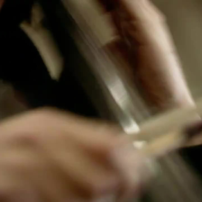 violonciello_700x700_crop_478b24840a