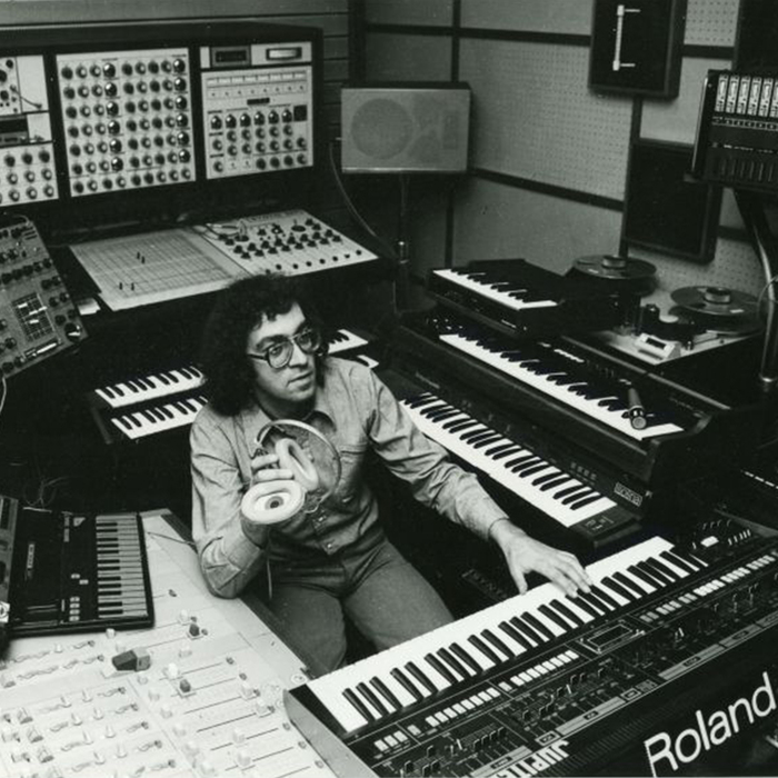 768x_700x700_crop_478b24840a