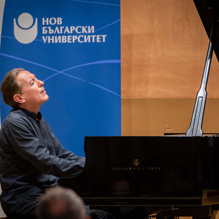 255354131-3274538322787214-7209098986273029985-n_700x700_crop_478b24840a