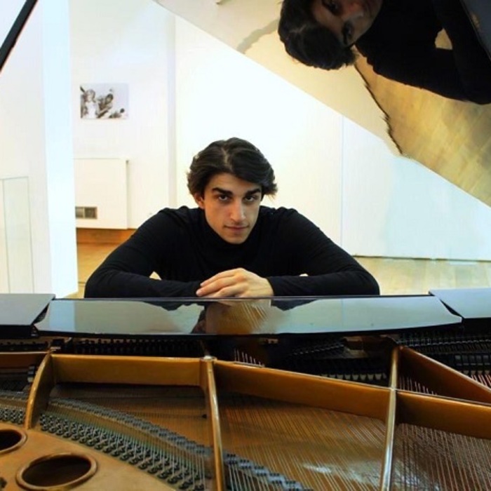 236928156-209683581110709-7520863684397540179-n_700x700_crop_478b24840a