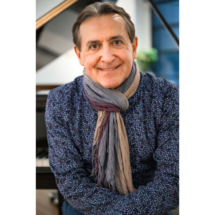 lyudmil-angelov_700x700_crop_478b24840a