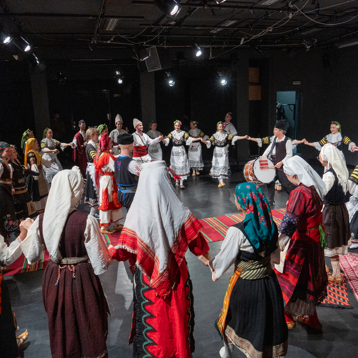 folkloren-spektakul-13-11-2024-zhmv4_700x700_crop_478b24840a