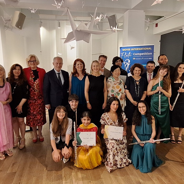 family_700x700_crop_478b24840a