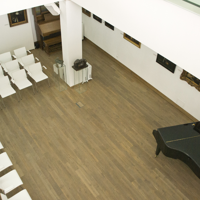 dsc-0066_700x700_crop_478b24840a